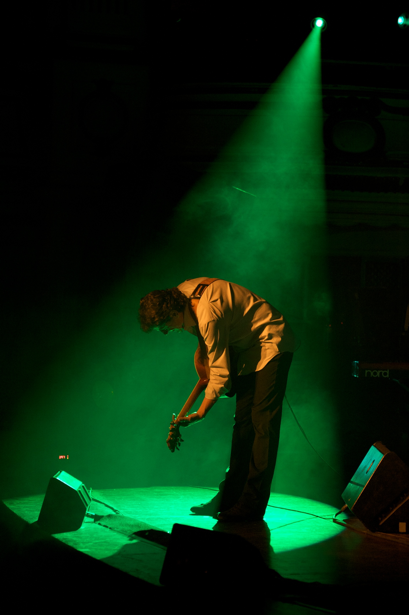 A French singer in Hanoi